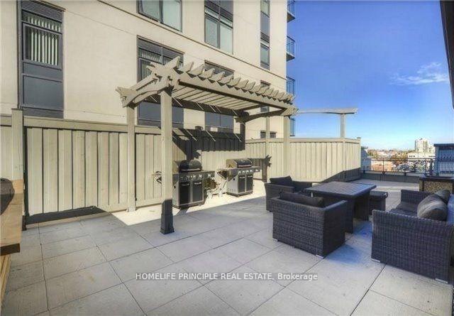 1 Bedroom Condo at 12 Woodstream, Vaughan For sale