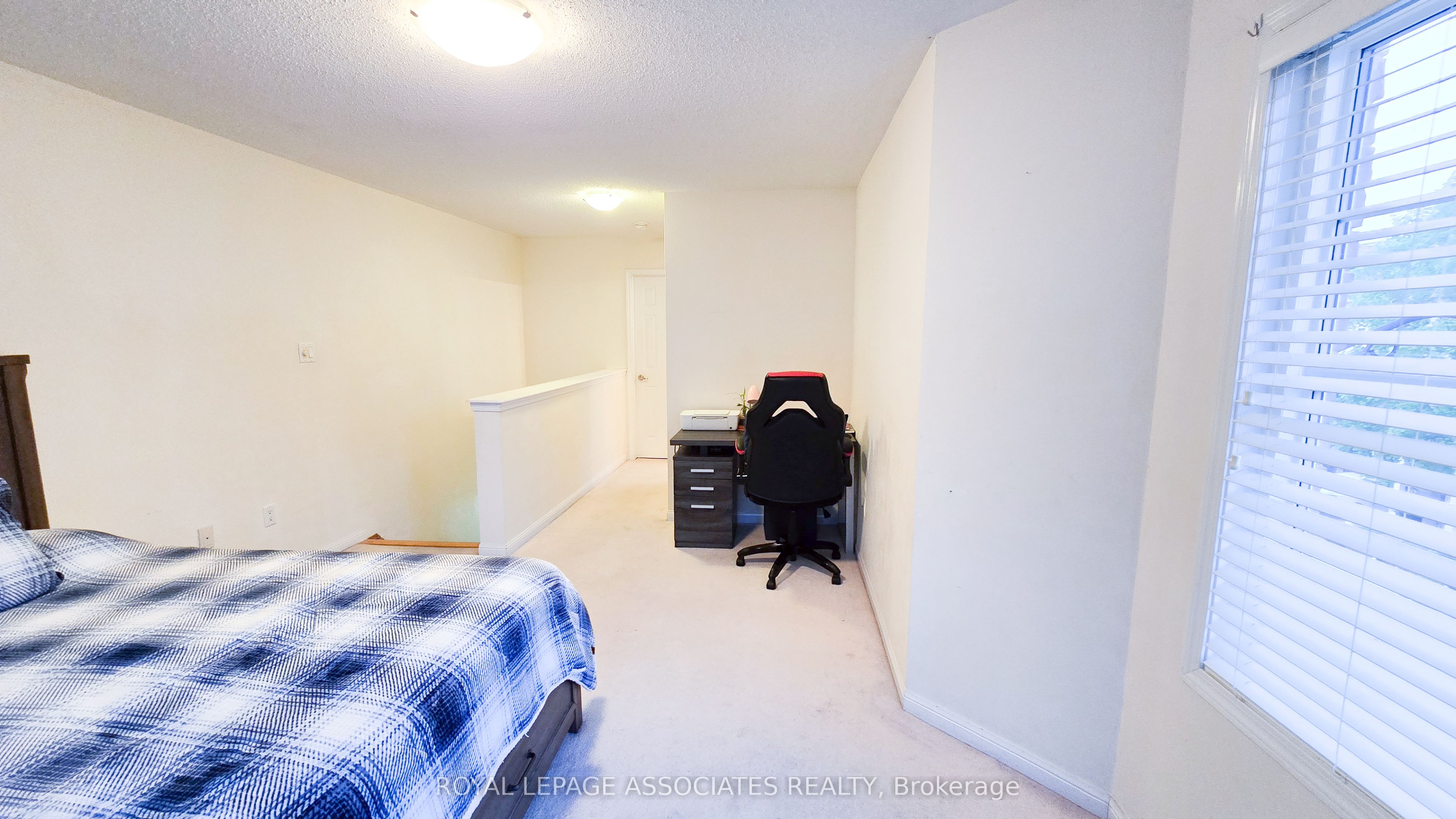 50 Mendelssohn Street, #8