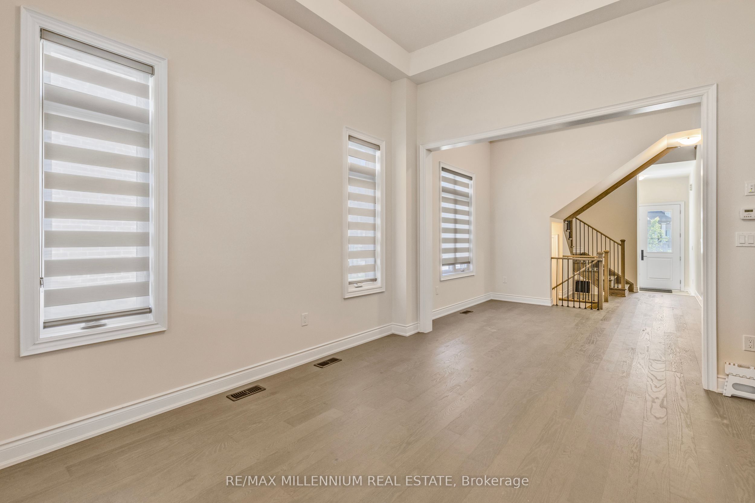 3436 Mosley Gate