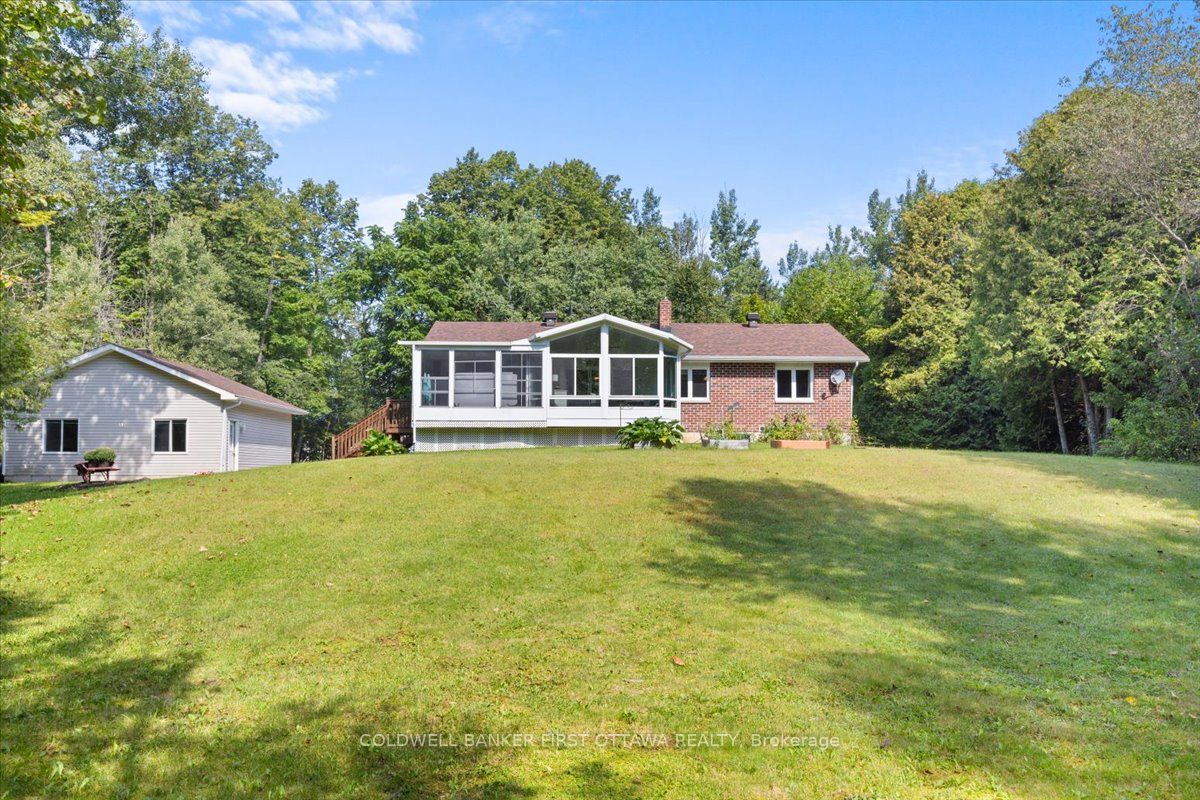 1528 SCOTCH LINE EAST Road, North Grenville, ON K0G 1S0