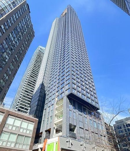 8 Wellesley Street