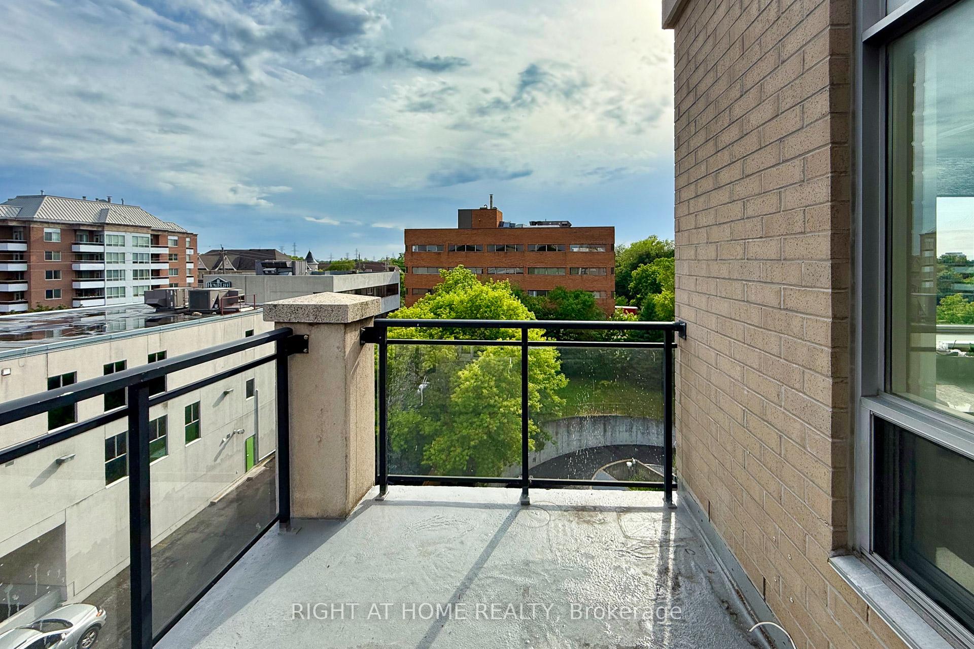 2 Bedrooms Condo at 5940 Yonge, Toronto For sale