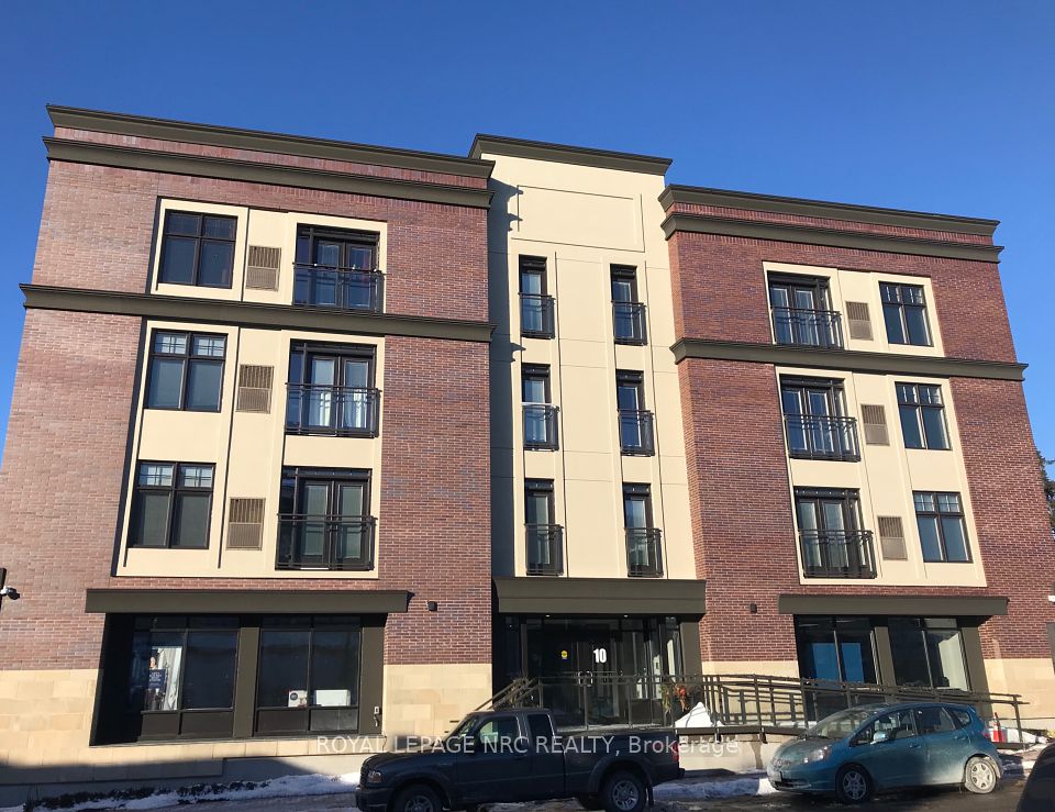 #404 - 10 Albert Street, Thorold, ON L2V 1P1