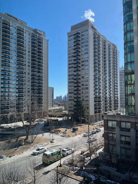 320 Tweedsmuir Avenue #517, Toronto C03 Forest Hill South