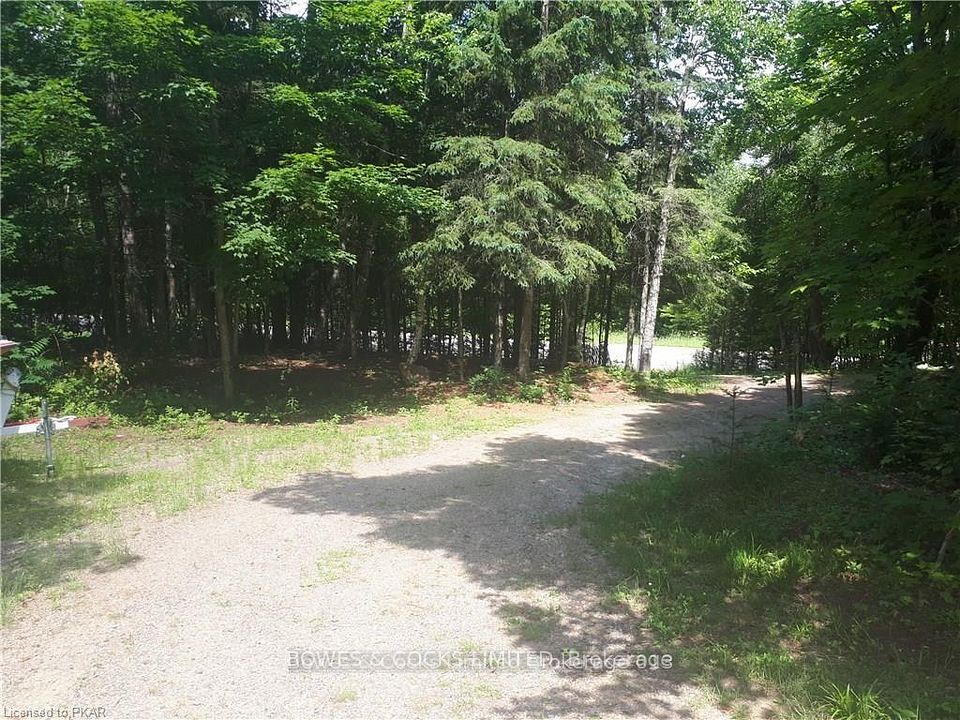 1326 Musclow Greenview