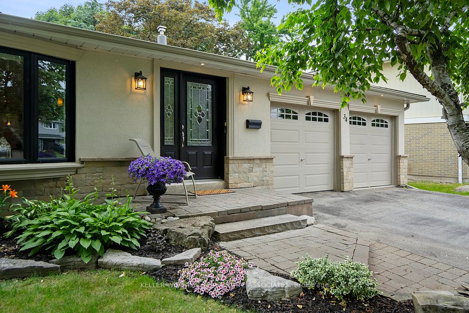 34 Irwin Crescent