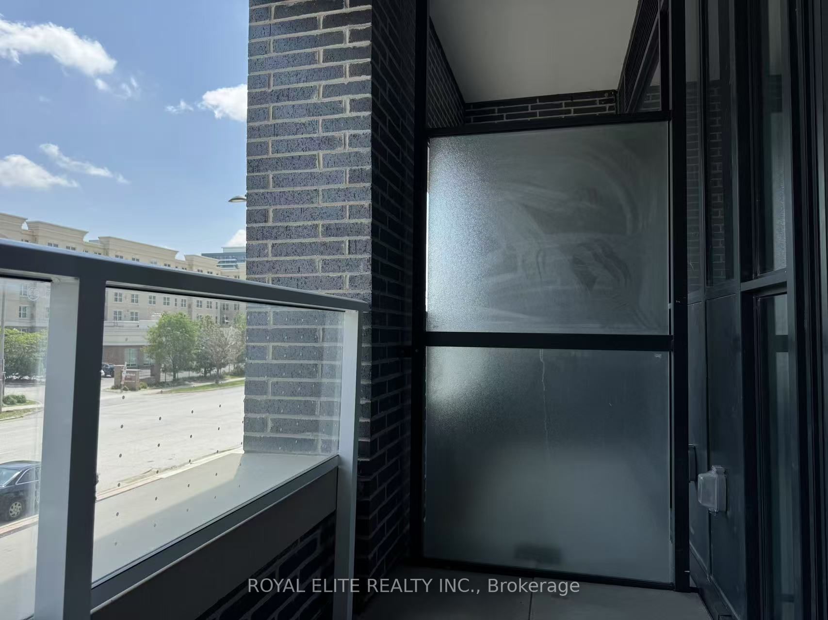 28 Interchange Way, #203
