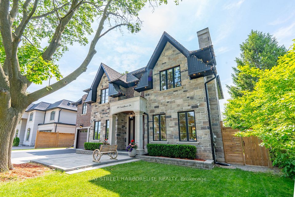 391 Sandhurst
