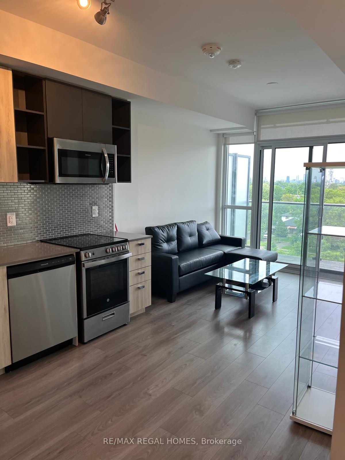 2 Bedrooms Condo at 10 De Boers, Toronto For sale
