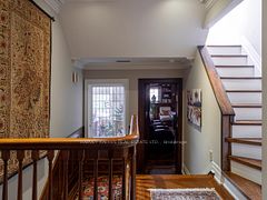 250 Warren Road
