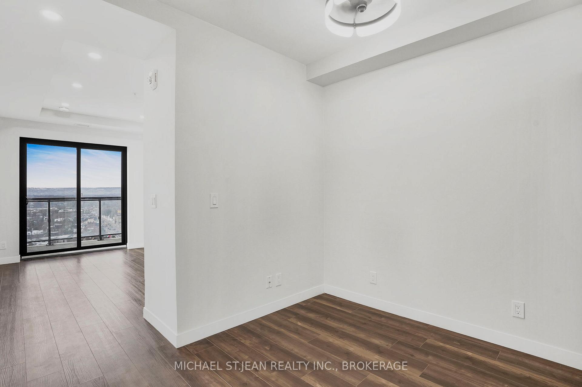 1 Bedroom Condo at 15 Queen,  Hamilton For sale