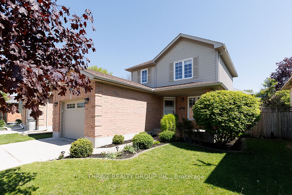 50 Moffatt Lane, Strathroy-Caradoc, ON N7G 3Z8