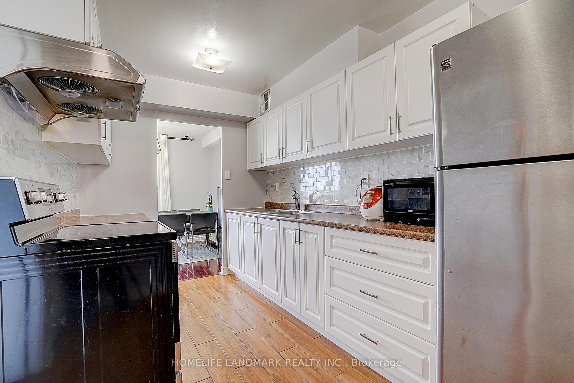 2 Bedrooms Condo at 350 Seneca Hill, Toronto For sale
