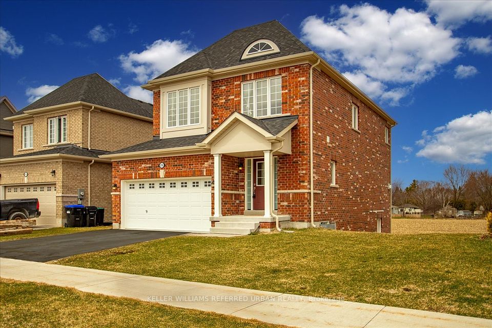210 Prescott Drive, Clearview, ON L0M 1S0