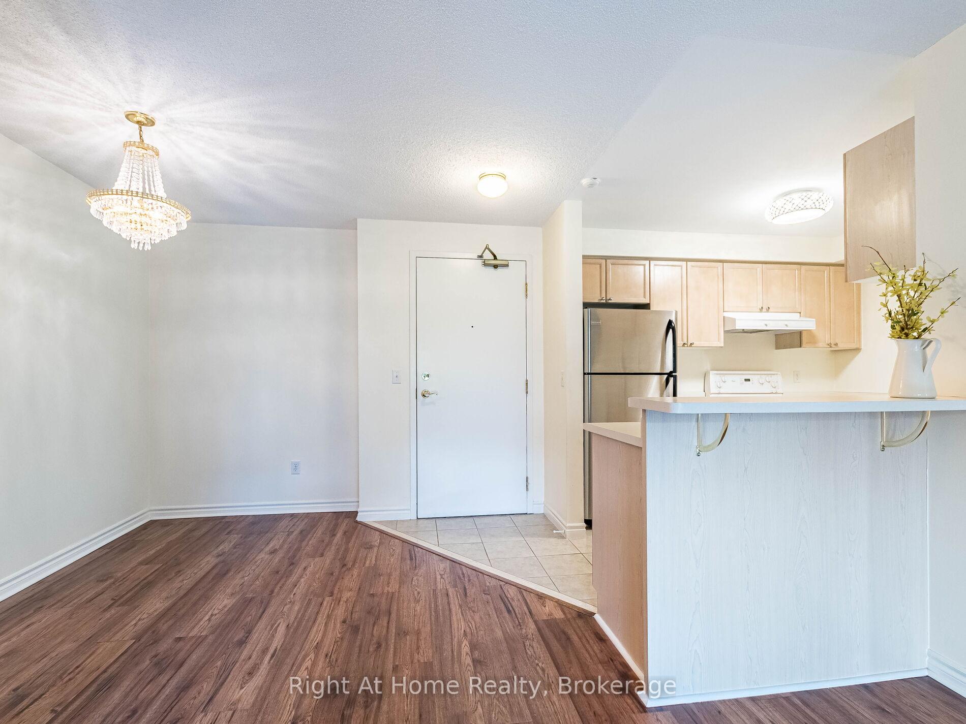 1 Bedroom Condo at 2300 Parkhaven, Oakville For sale