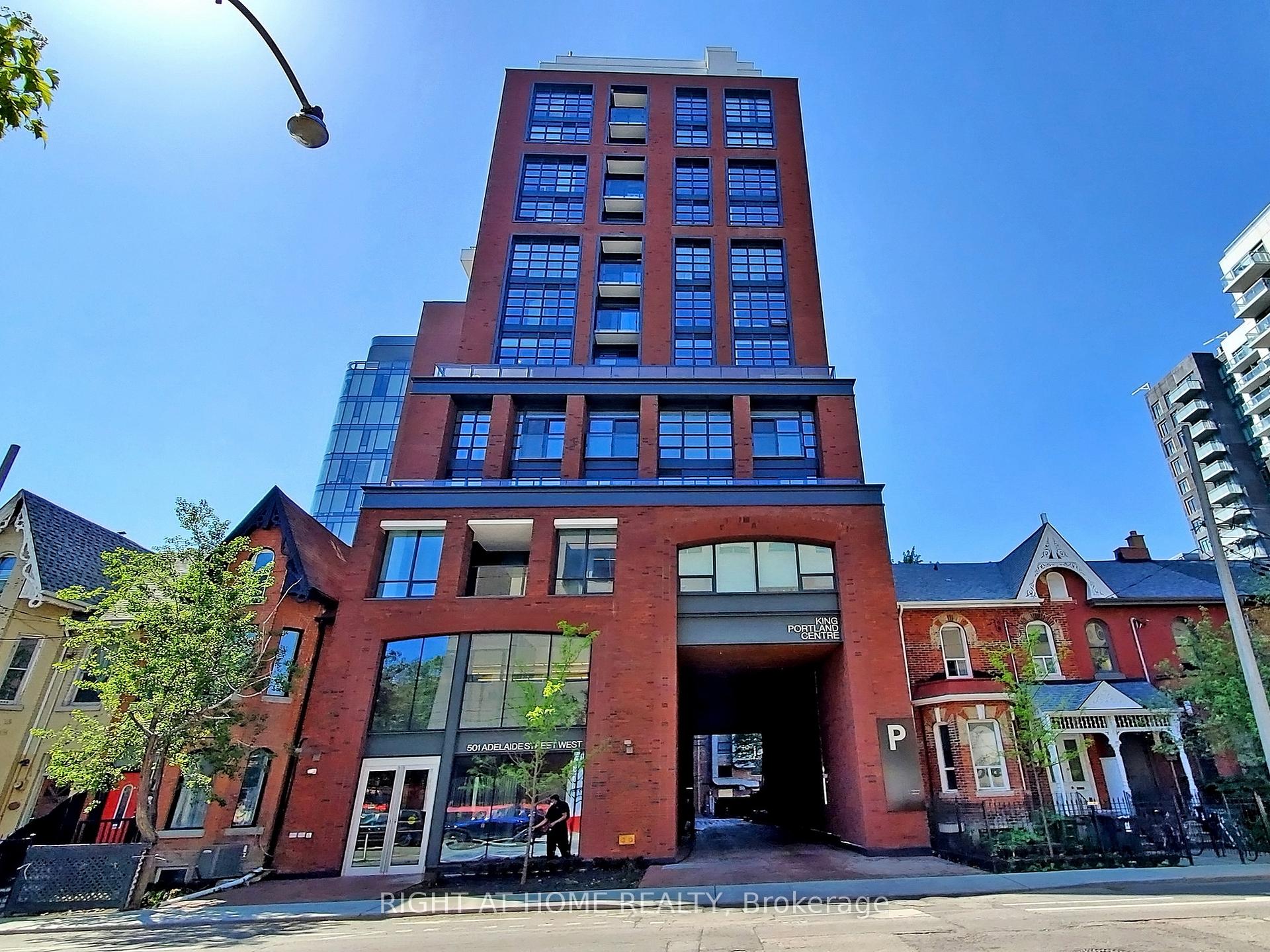 2 Bedrooms Condo at 501 Adelaide, Toronto For sale