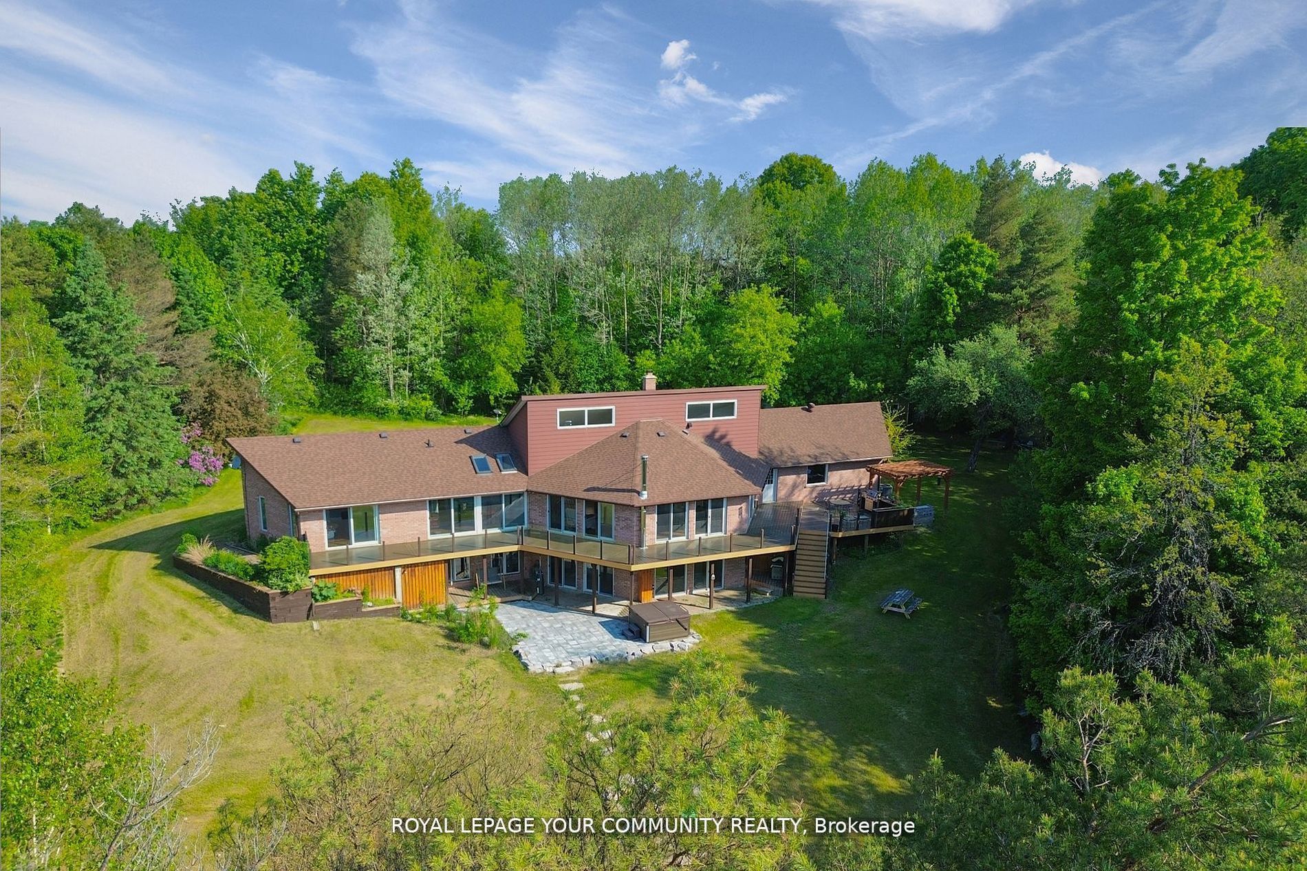 4997 Davis Drive, Whitchurch-Stouffville, ON L4A 1Z1