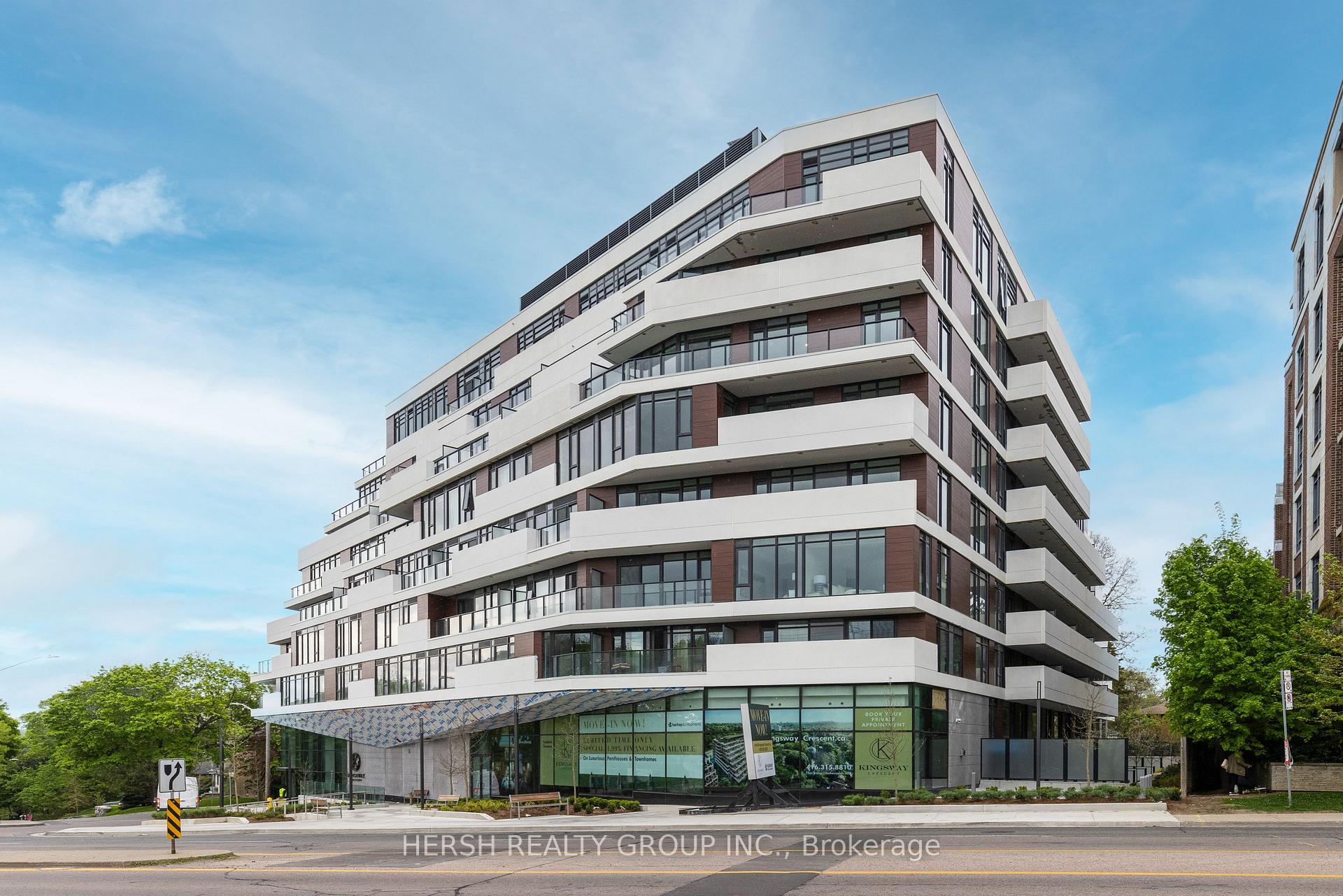 2 Bedrooms Condo at 160 Kingsway,  Toronto For sale