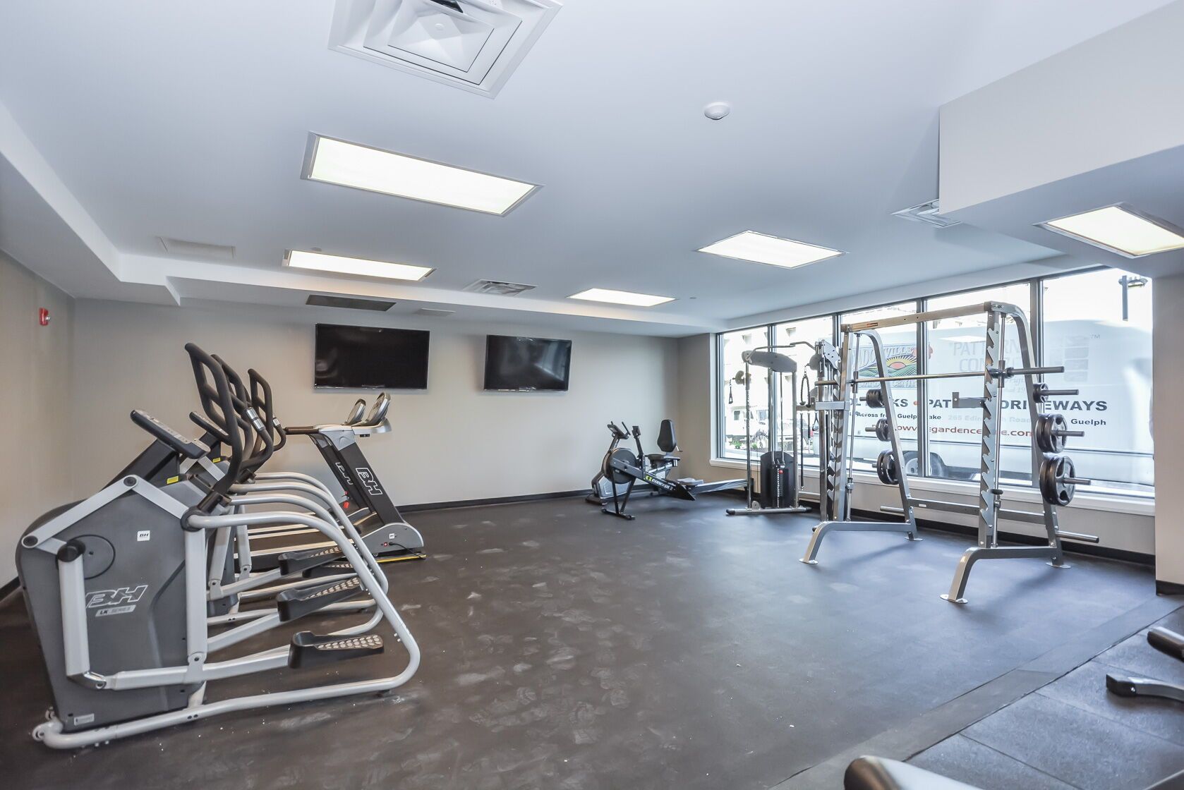 73 Arthur Street S 702