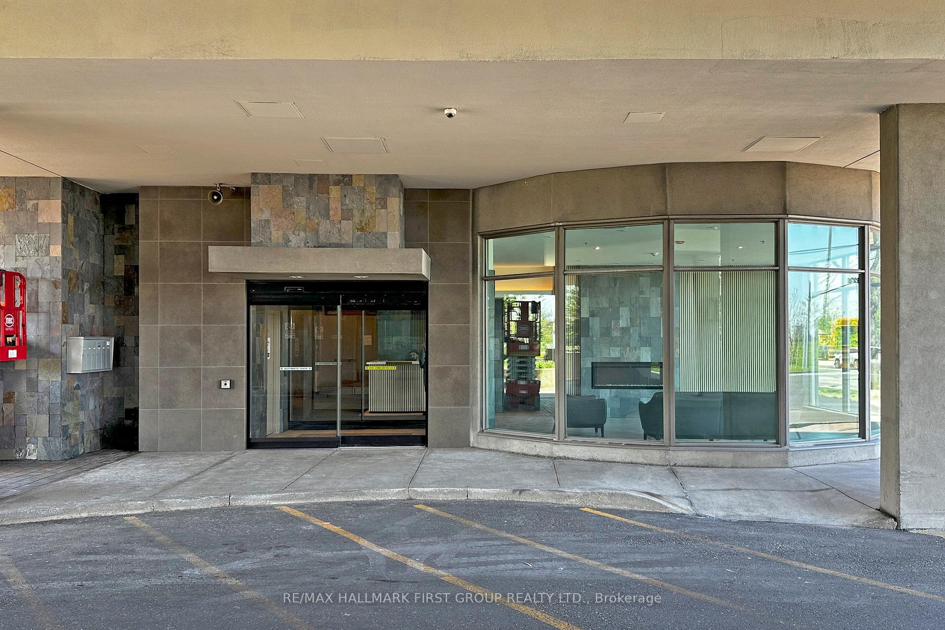 2 Bedrooms Condo at 1030 Sheppard, Toronto For sale