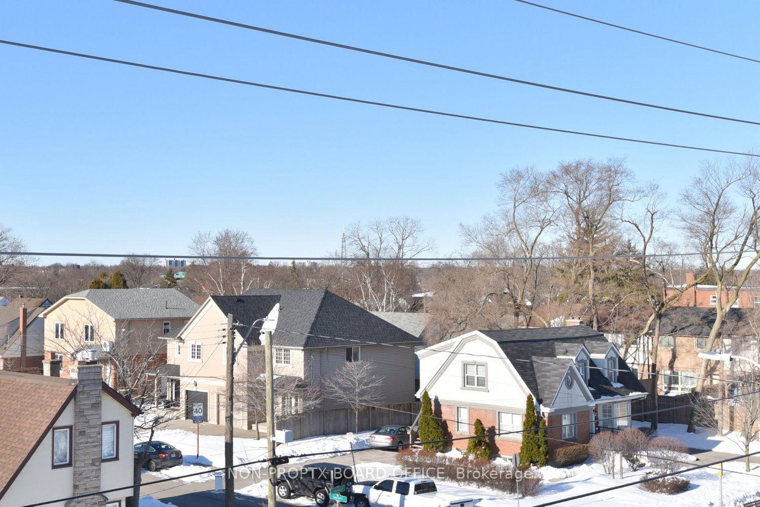 2 Bedrooms Condo at 893 Concession,  Hamilton For sale