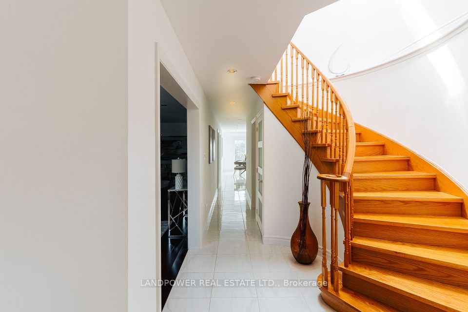 94 Kyla Crescent, Markham, ON L3S 2X8