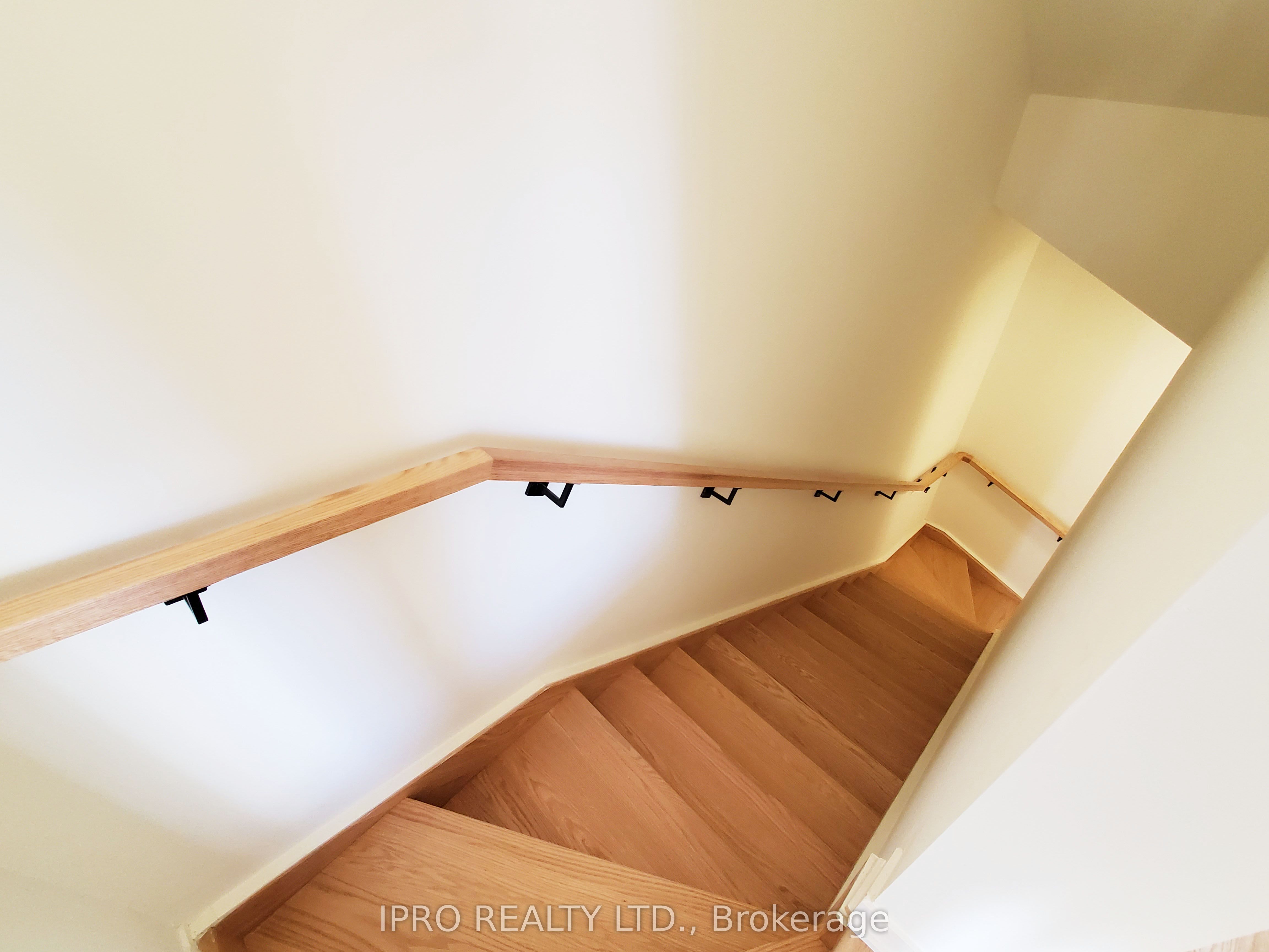 15 David Eyer Road, #1411