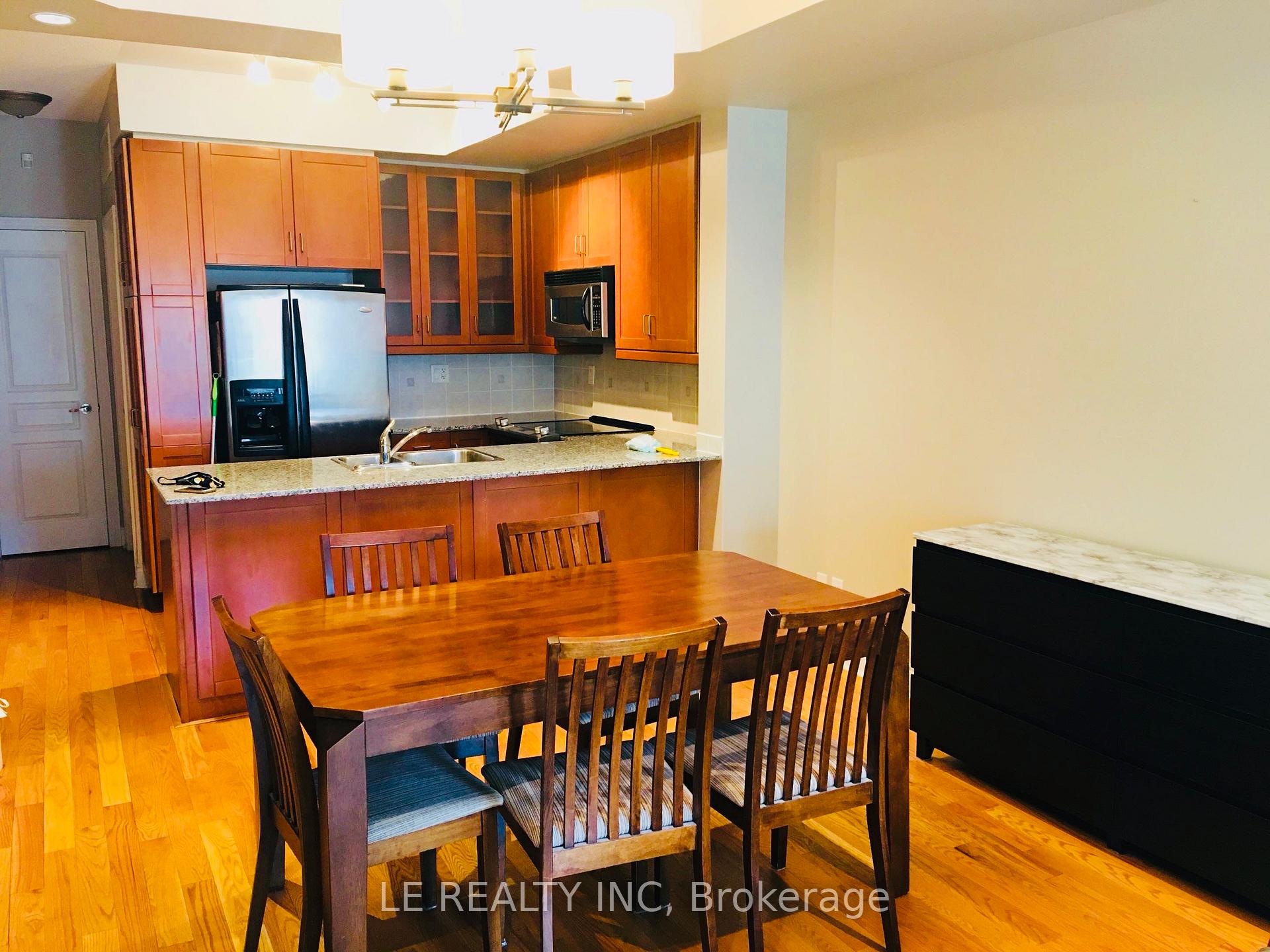 2 Bedrooms Condo at 70 Byng, Toronto For sale