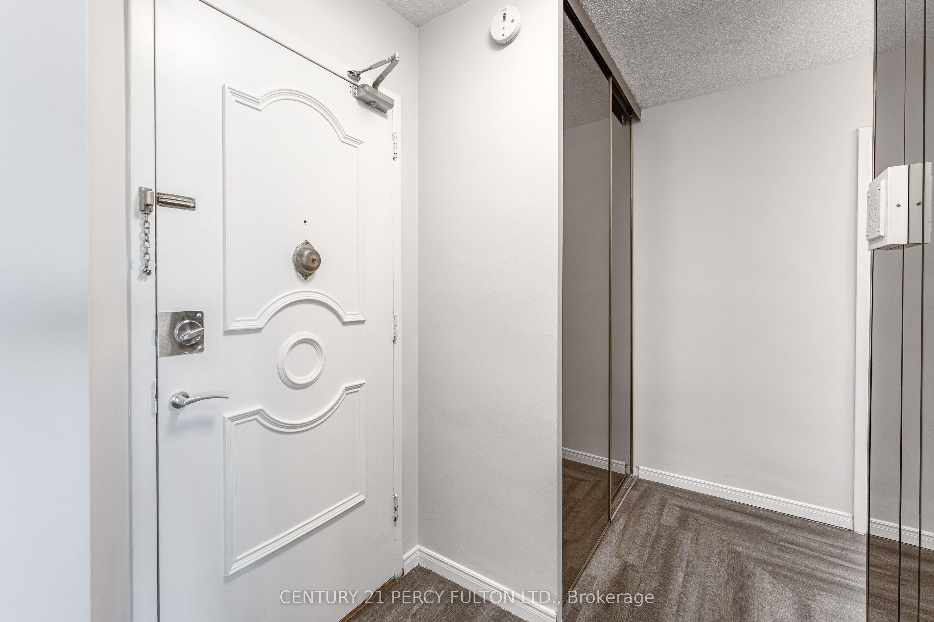 1360 York Mills Road, #911