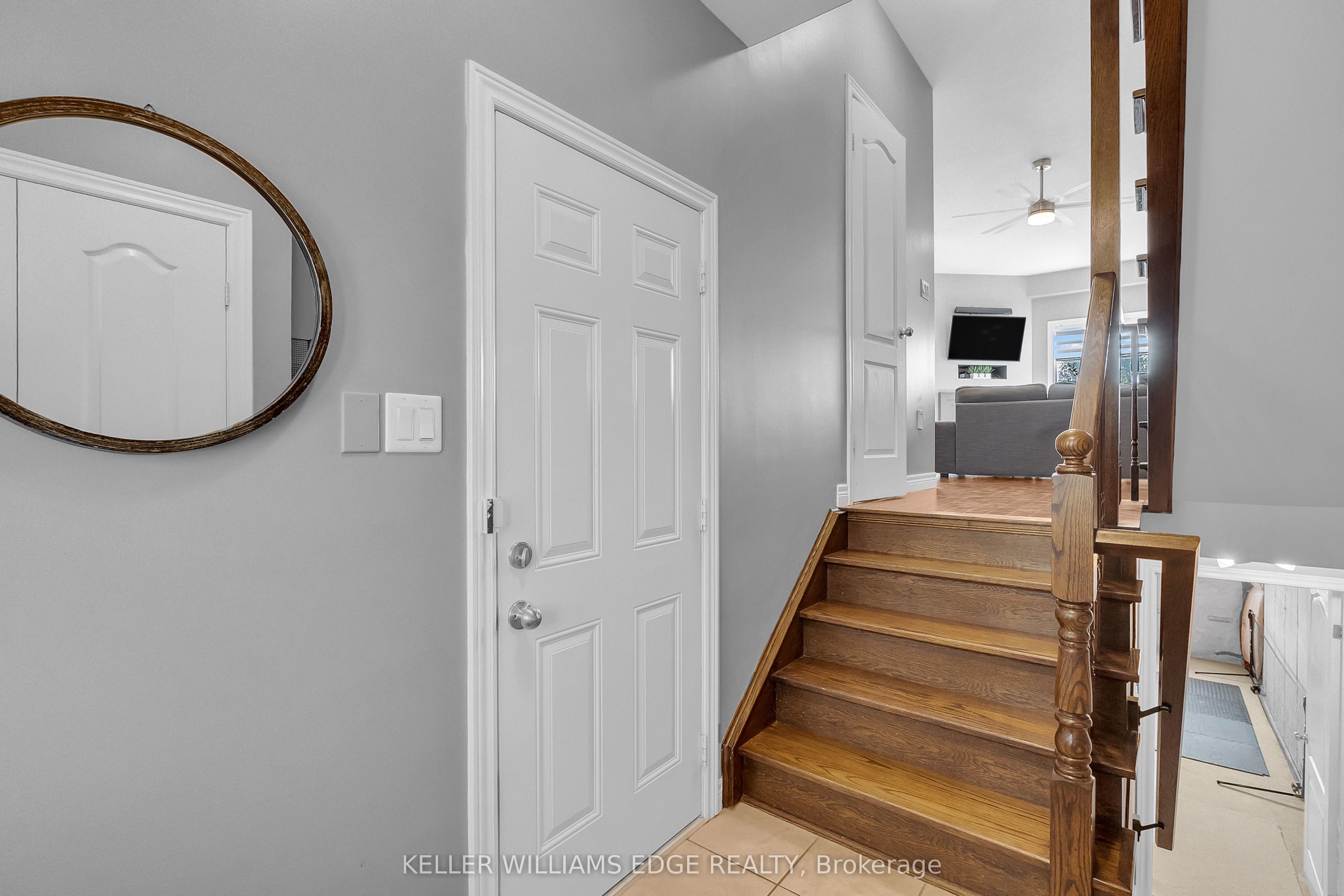 #19 - 40 Dartmouth Gate, Hamilton, ON L8E 0B9