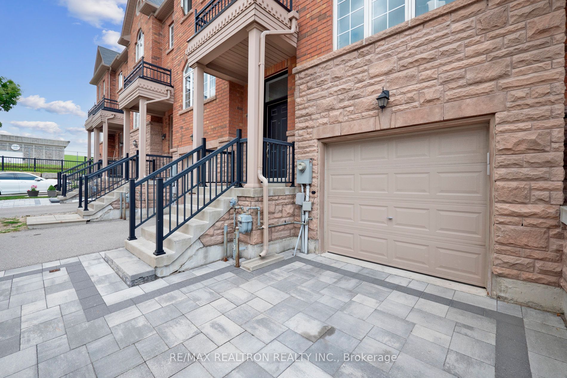 8777 Dufferin Street, #45