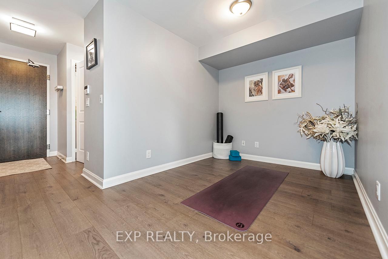 2 Bedrooms Condo at 1 Michael Power, Toronto For sale