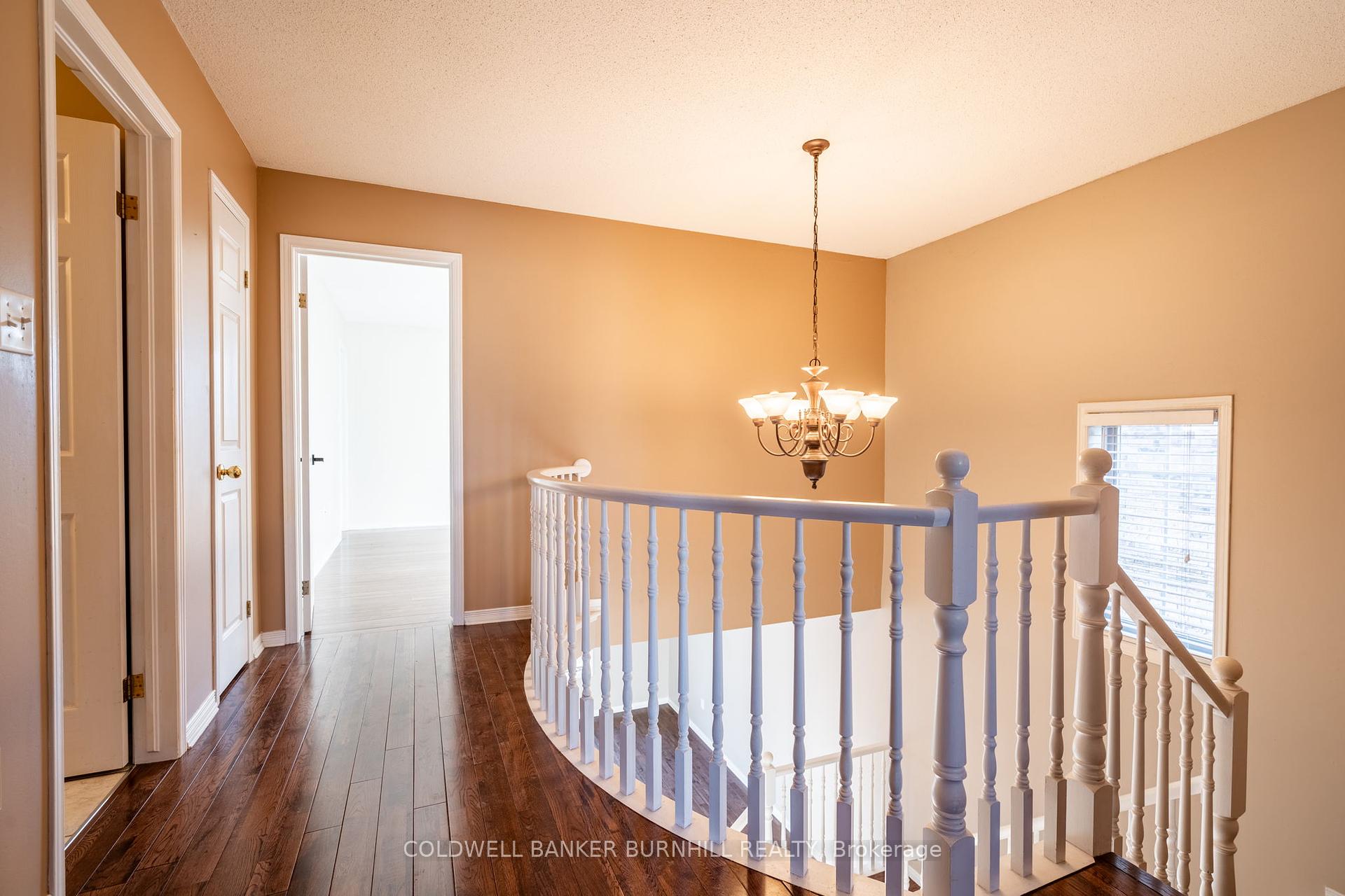 3 Bedrooms Condo at 1276 SILVAN FOREST,  Burlington For sale