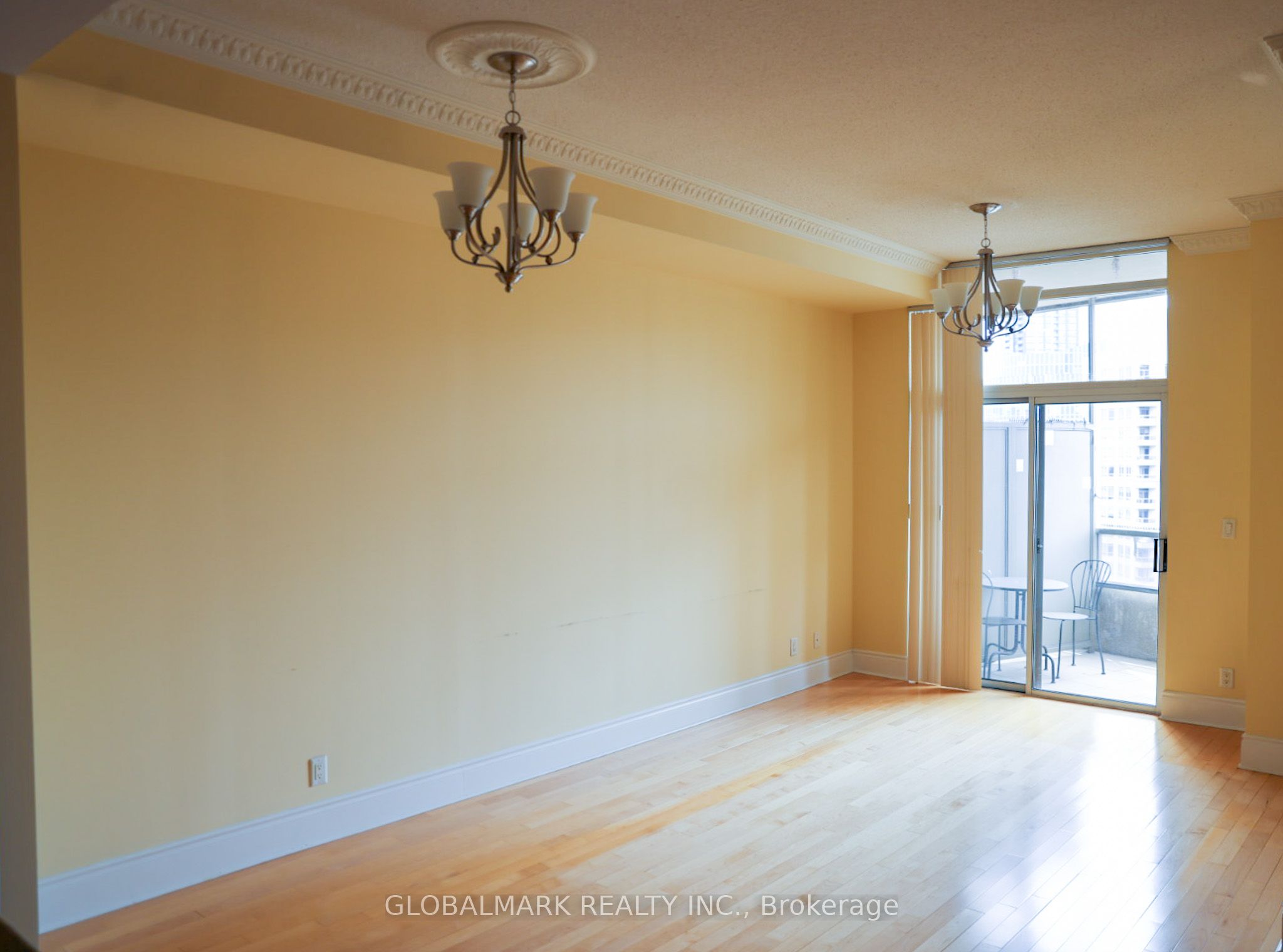 3880 Duke Of York Boulevard, #PH2