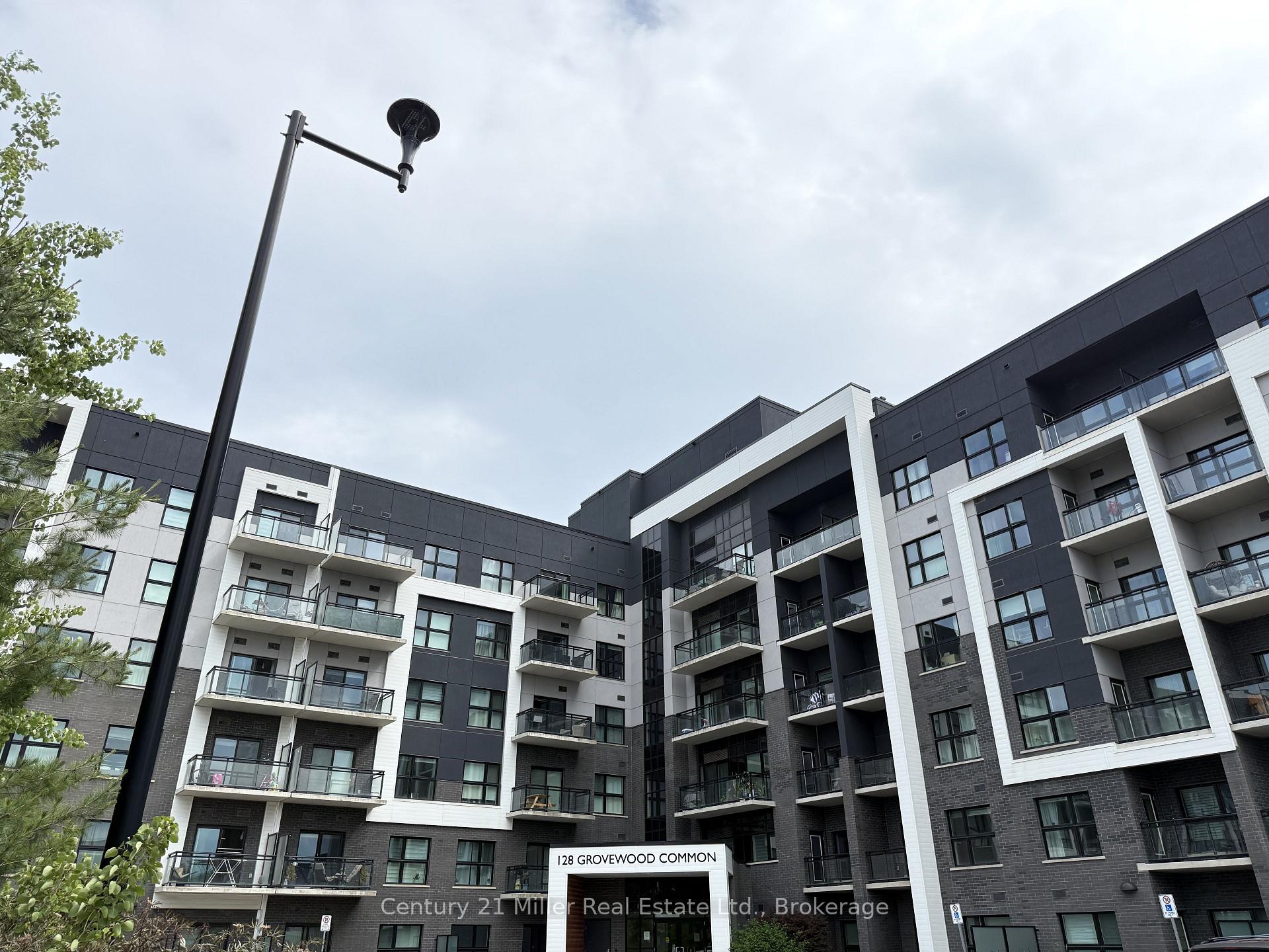 2 Bedrooms Condo at 128 Grovewood, Oakville For sale