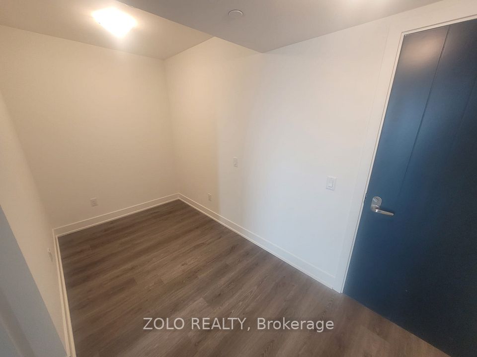 #2012 - 2545 Simcoe Street, Oshawa, ON L1L 0W3