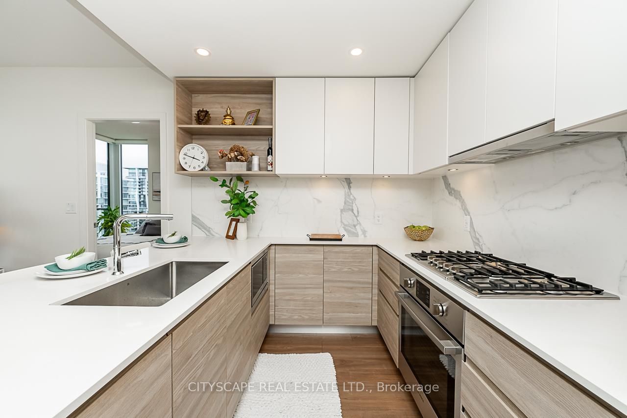 585 Austin Avenue, #1907