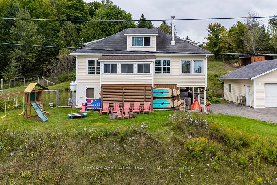 5601 Centennial Lake