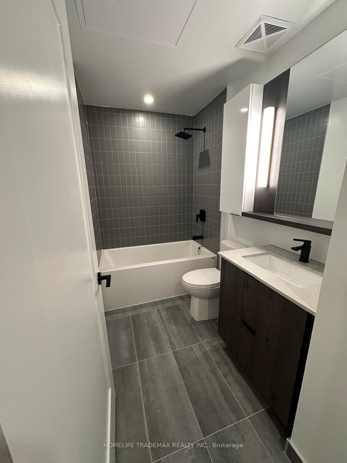 2 Bedrooms Condo at 5 Defries,  Toronto For sale