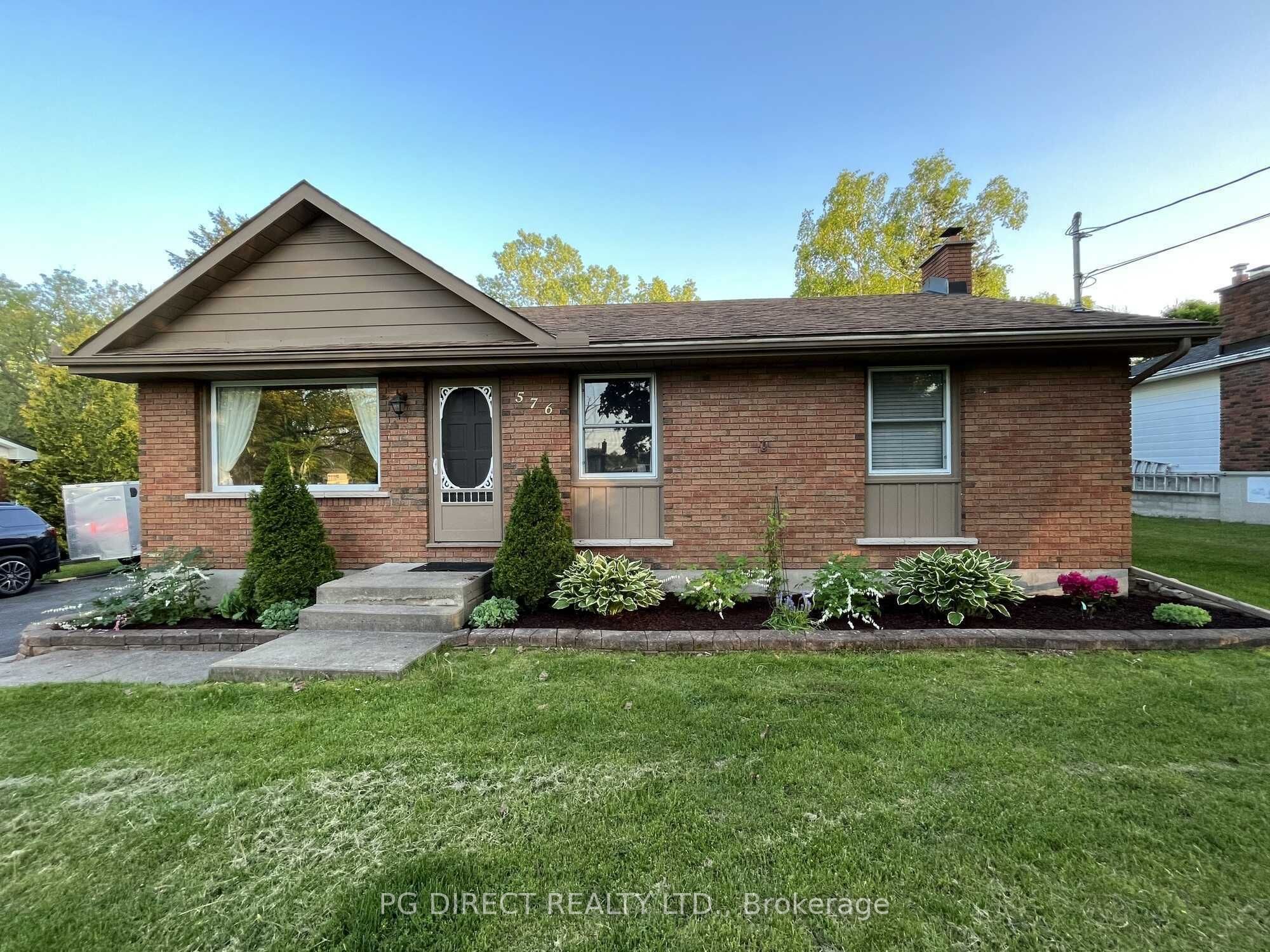 576 Lester Road, Quinte West, ON K8V 5P8