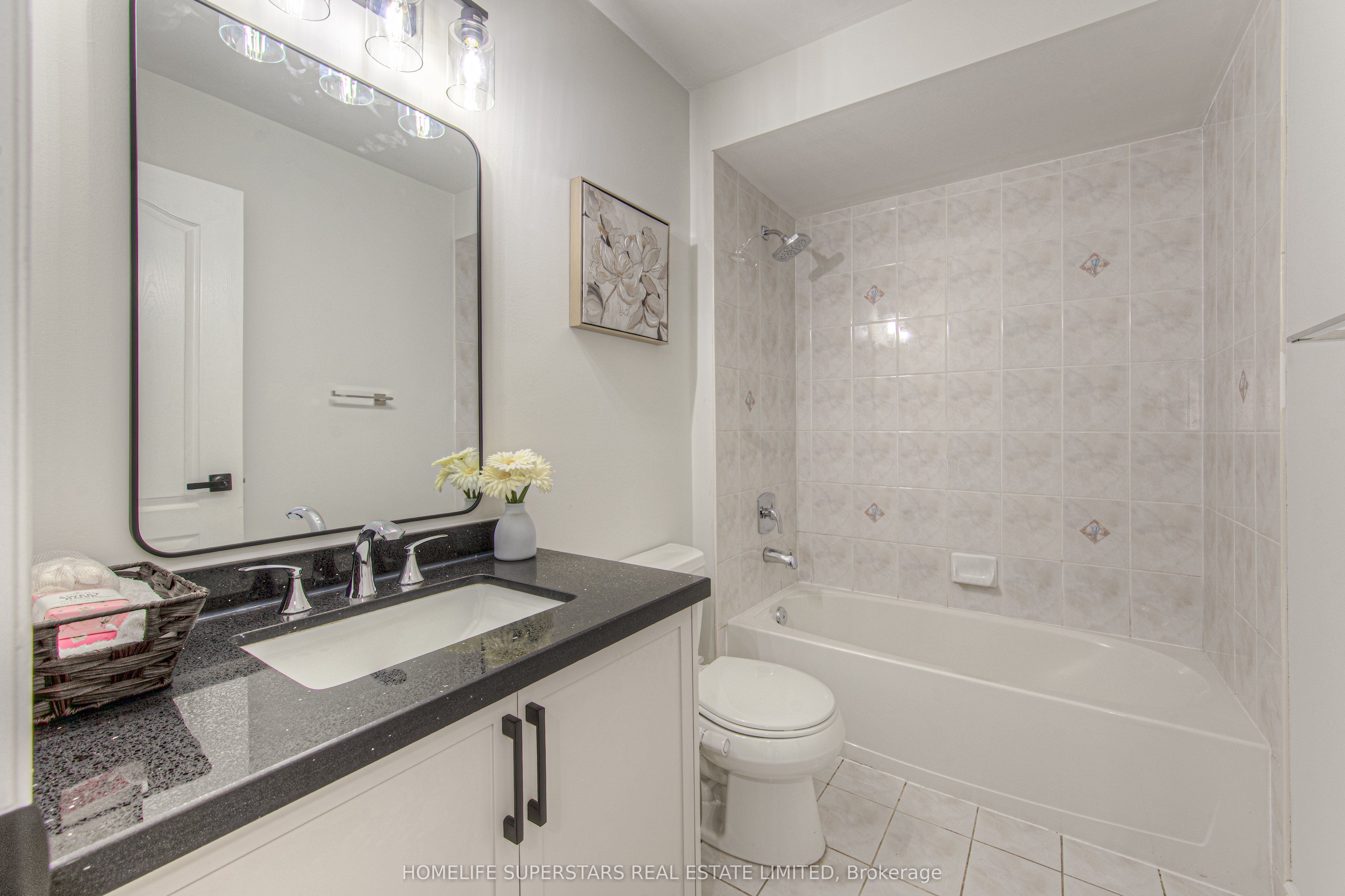 5676 Fantasia Manor