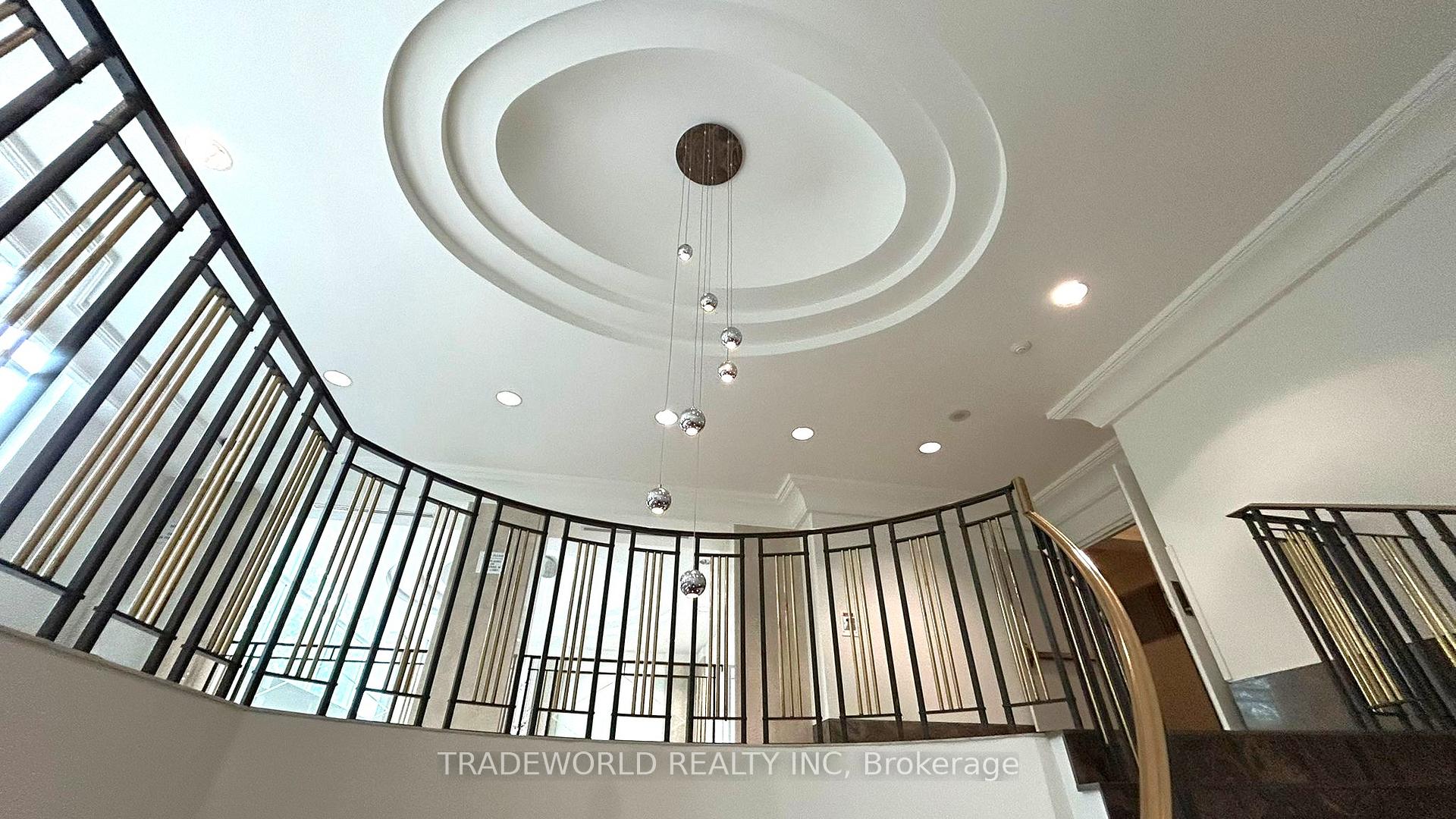 2 Bedrooms Condo at 68 Corporate, Toronto For sale