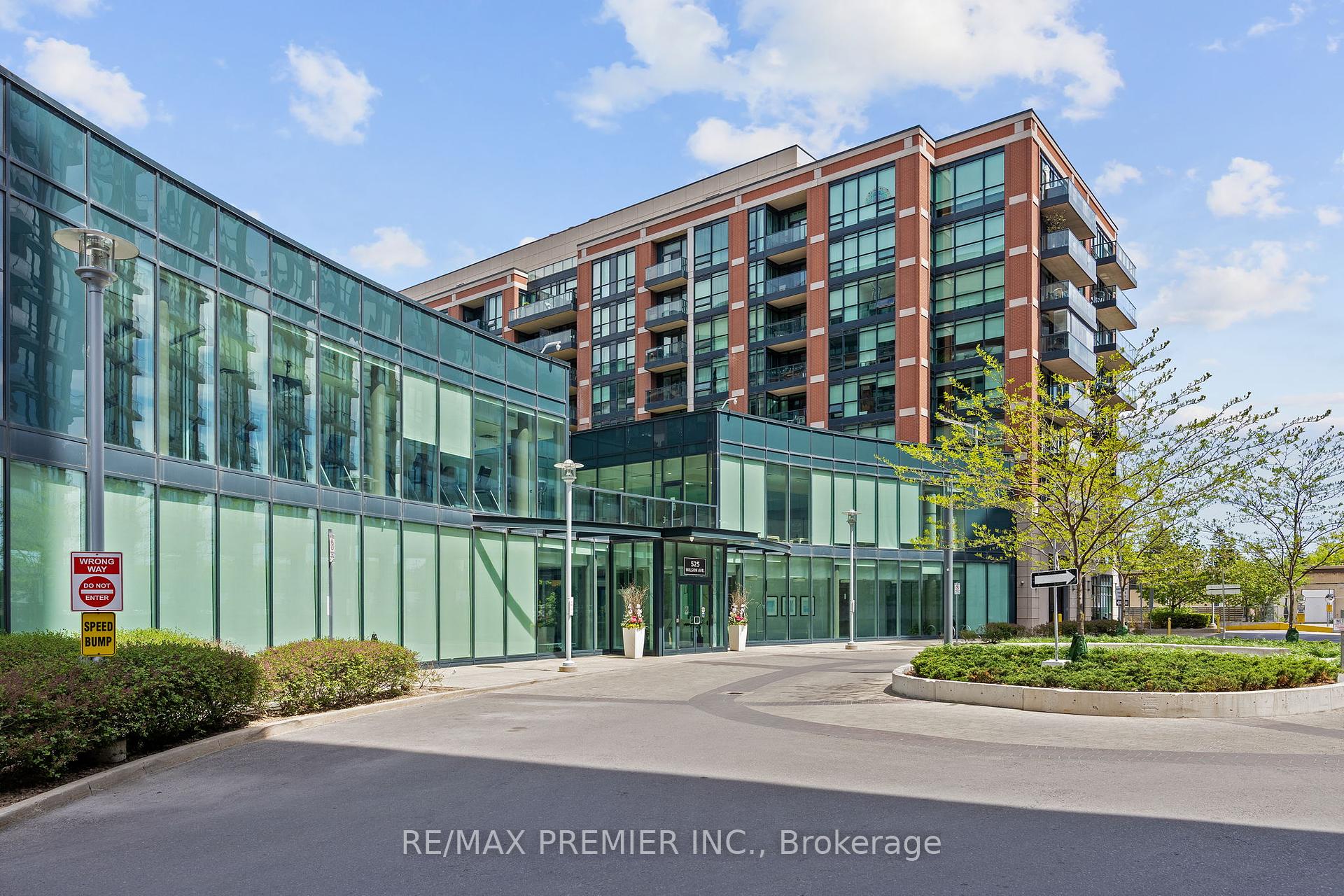 2 Bedrooms Condo at 525 Wilson, Toronto For sale