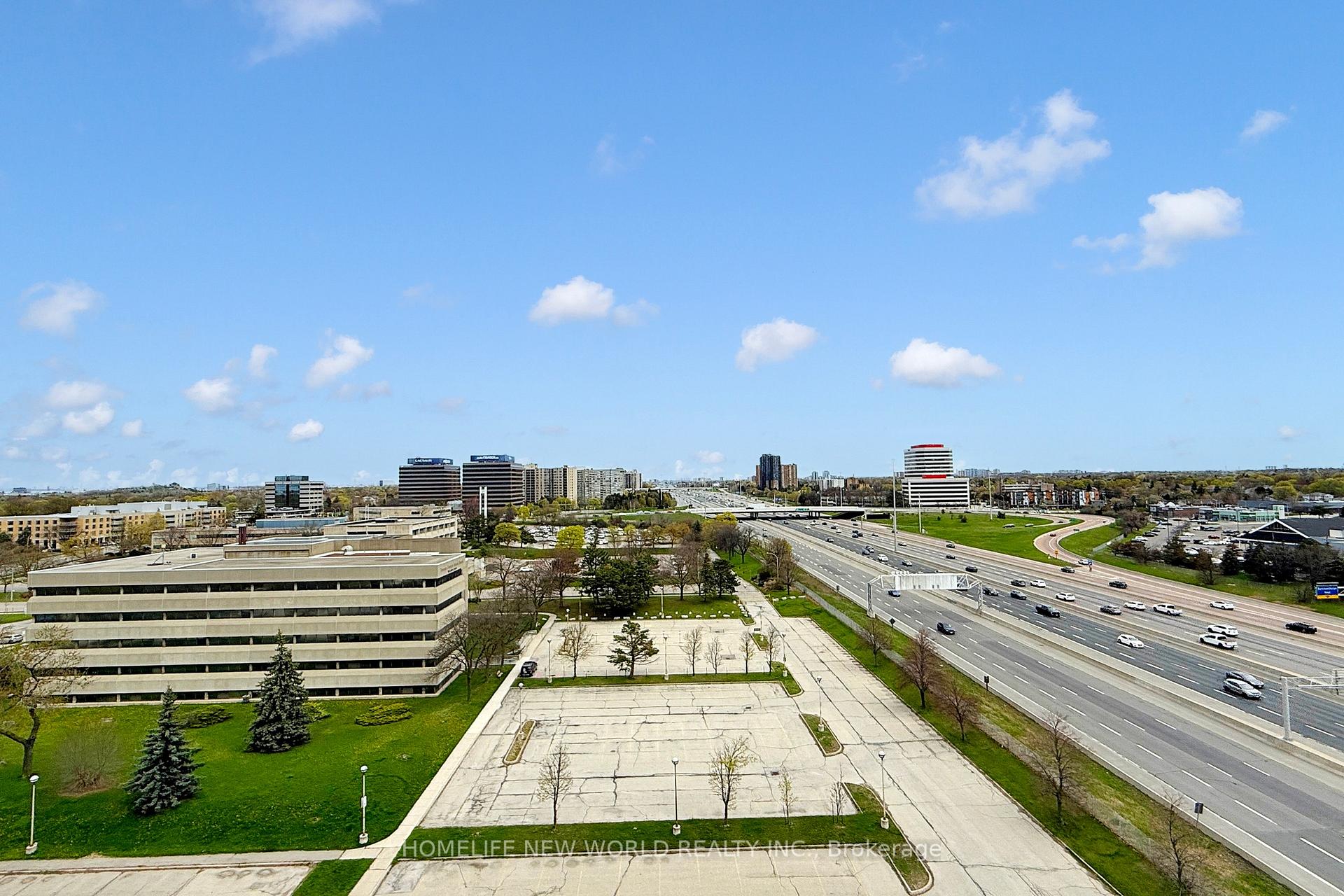 2 Bedrooms Condo at 10 Eva,  Toronto For sale