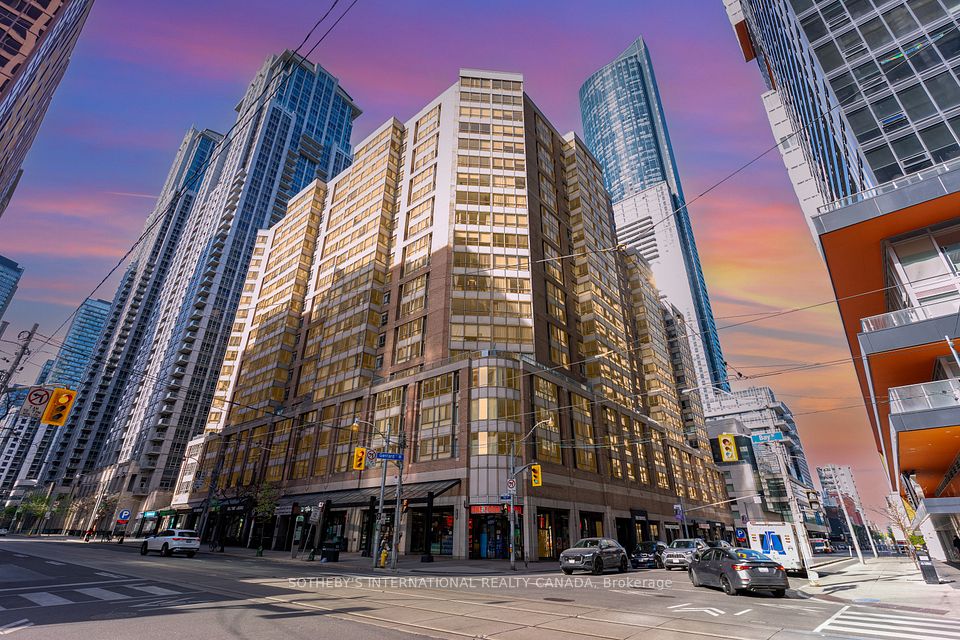 711 Bay Street