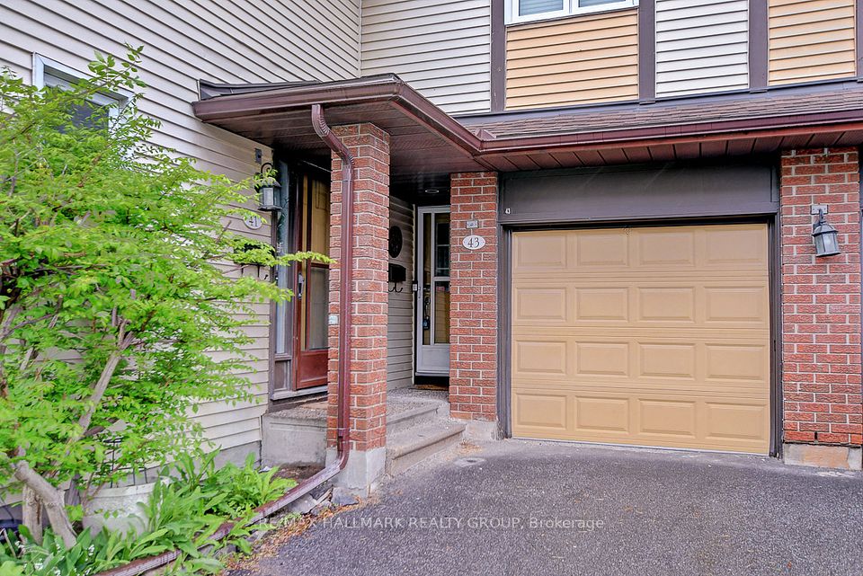 43 Haxby