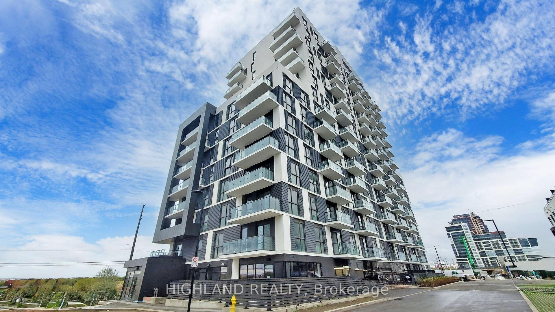 2 Bedrooms Condo at 345 Wheat Boom, Oakville For sale