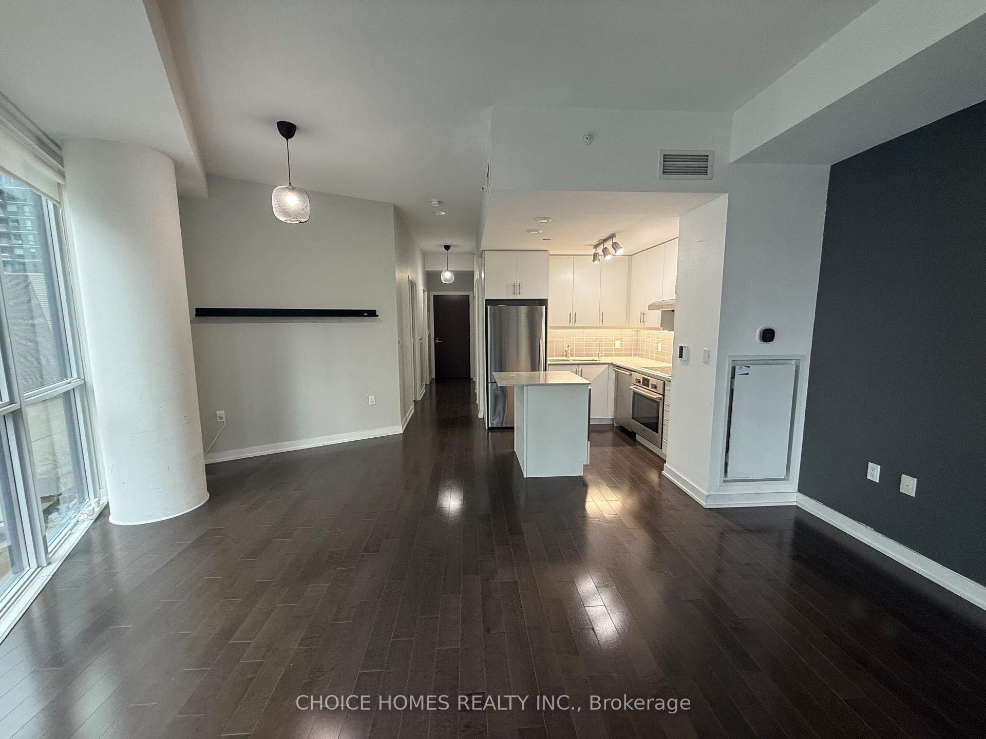2 Bedrooms Condo at 1 The Esplanade,  Toronto For sale
