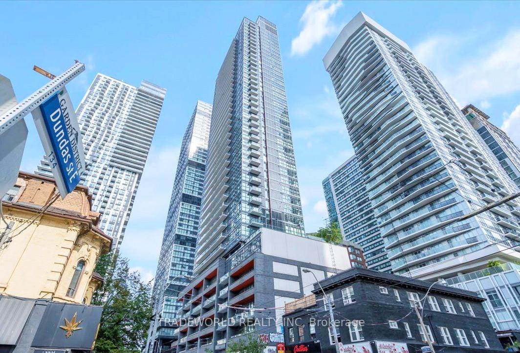 1 Bedroom Condo at 159 Dundas,  Toronto For sale