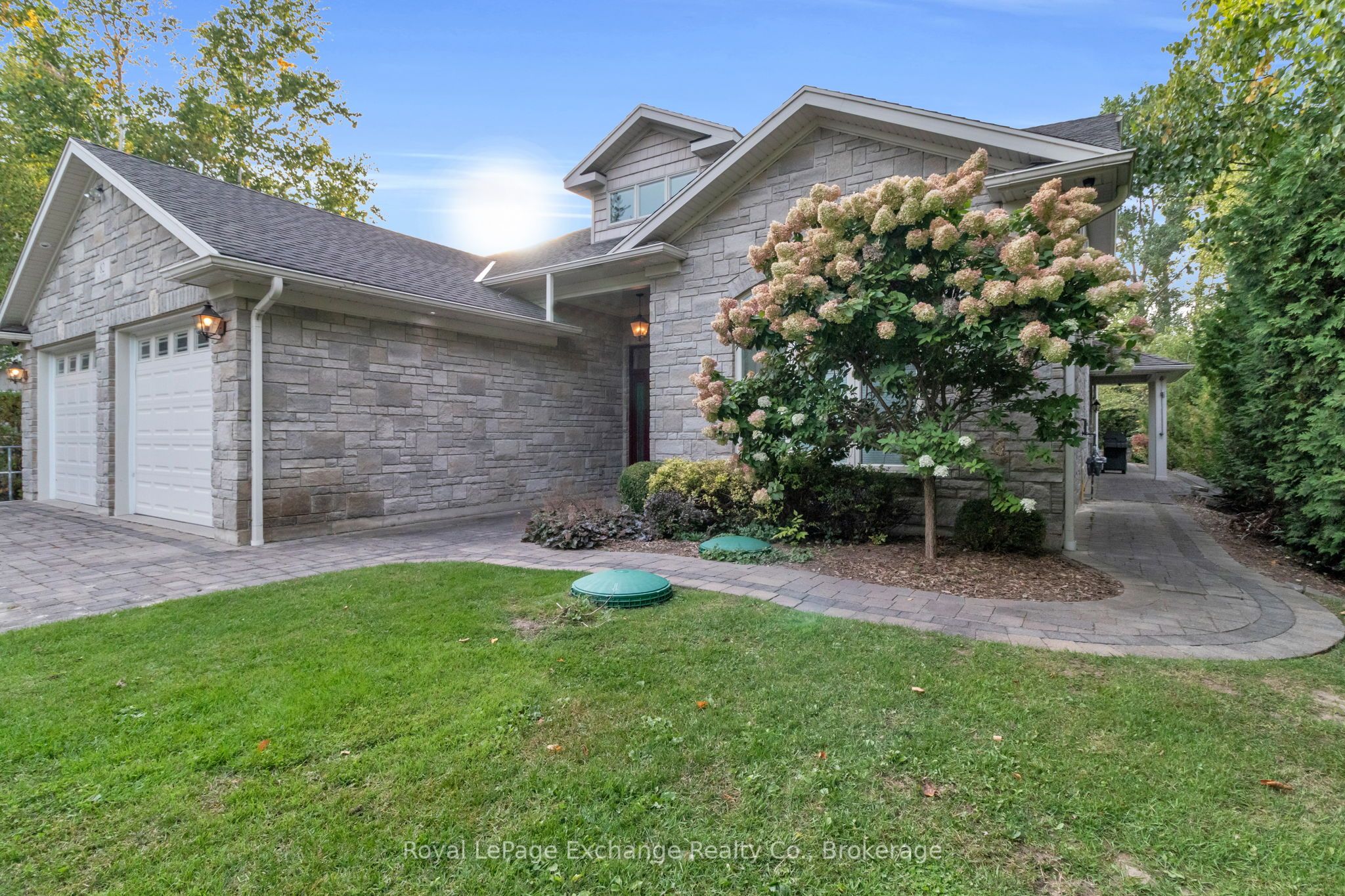 82 BELL Drive, Huron-Kinloss, ON N2Z 0B3